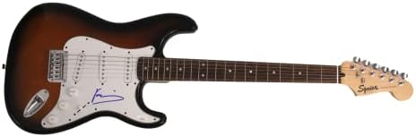 Yanni assinou autógrafo em tamanho grande Fender Stratocaster Ecret Guitar w/ James Spence JSA Autenticação