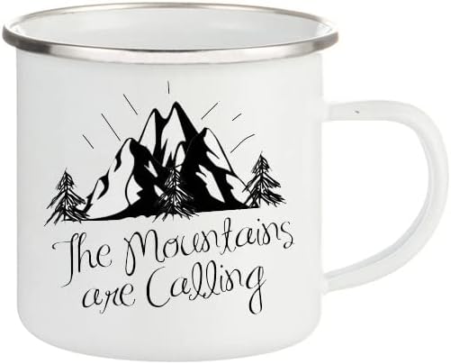 As montanhas estão ligando, a aventura está chamando, caneca de acampamento, caneca de amizade, caneca