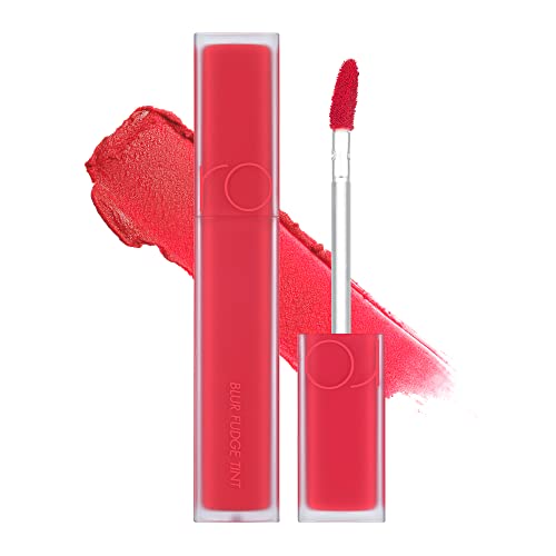 Rom & nd Blur Fudge Tint 0,17oz, 10 vermelho de calda, tonalidade de lábios foscos, peso leve, tipo de creme,