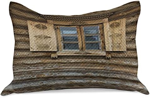 Ambesonne Shutters Kilt Quilt Cobro de travesseira, janelas estampadas na parede da casa de cabana de madeira antiga, capa padrão de travesseiro de tamanho queen para quarto, 30 x 20, marrom bege marrom