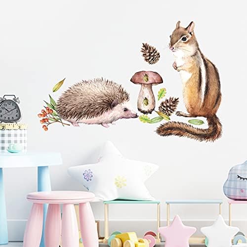 Os esquilos do desenho animado encontram colhendo pequenos ouriços de ouriços da sala em casa adesivos de decoração