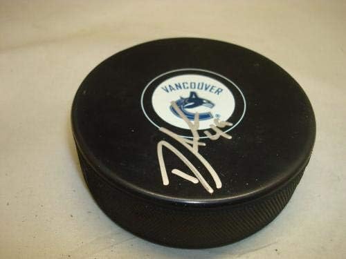 Darren Archibald assinou o Vancouver Canucks Hockey Puck autografado 1A - Pucks autografados da NHL