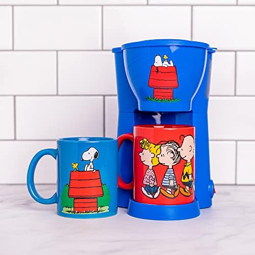 Brands estranhas Peanuts Gift de cafeteira de uma xícara de cafeteira com 2 canecas