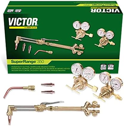 Victor 0384-2696 Super Range 350 com reguladores SR350 cortando a tocha